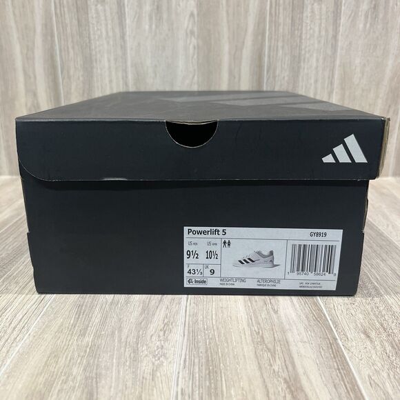 Athletic_Shoes